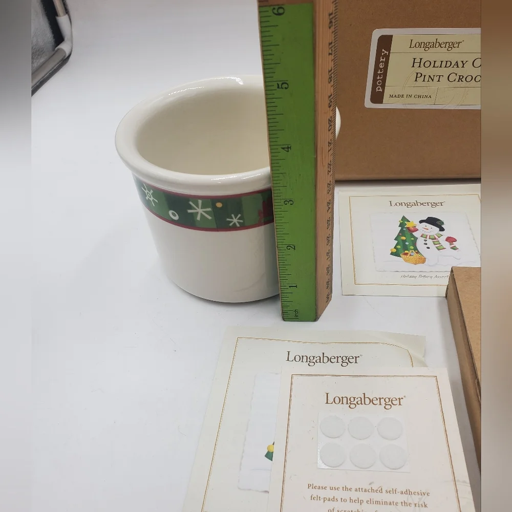 Longaberger Pottery Holiday pint crock with lid - Picture 2 of 6